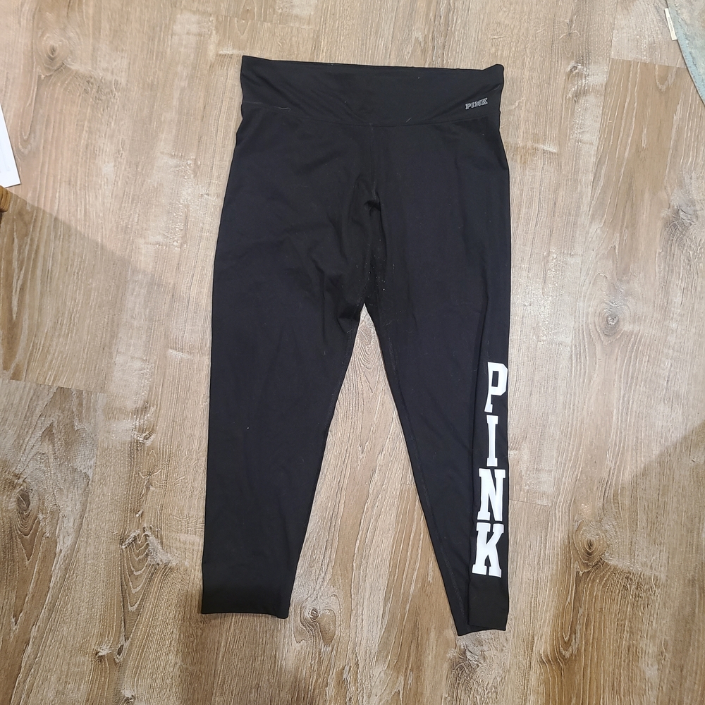 PINK Victoria's Secret Ultimate High Waisted Black and White Leggings L